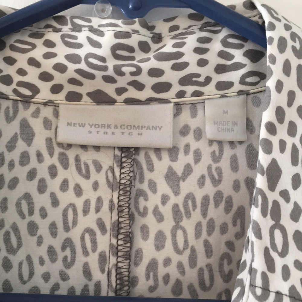 Leopard button down - Picture 3 of 4